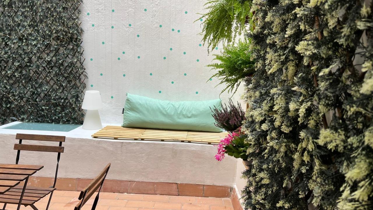 Apartamento Con Encanto Y Terraza En Barri Vell De Girona, El Cul De La Lleona Apartment Exterior foto